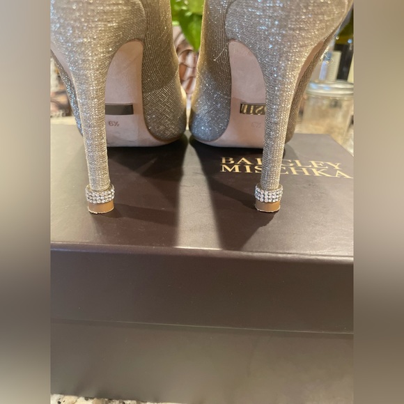 Badgley Mischka Nichole II Pump - Picture 2 of 6